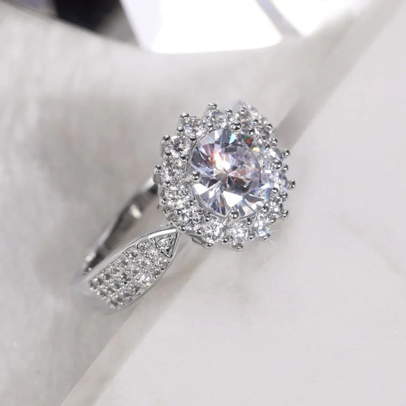 🌸925 SILVER MOISSANITE SUN FLOWER WEDDING/ENGAGEMENT RING WOMEN, K754 - Picture 5 of 8